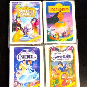 Disney 1995 vintage Mc Donald’s Masterpiece Collection princesses